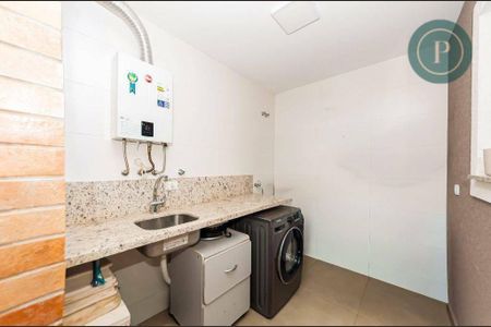 10_photo/94dce151c9.859aedbb0fdcd0fd-ATLAS-45d31bab-d58b-40a3-9ebe-471e7133ed58.jpg de casa para alugar com 3 quartos, 144m² em Vista Alegre, Curitiba