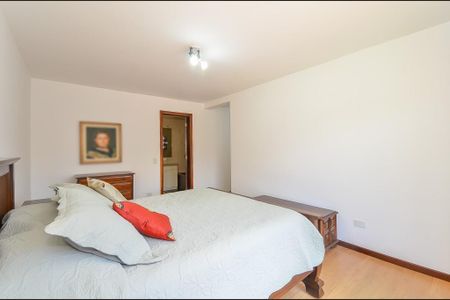 83_photo/94dce1520d.31fa6799cfd26a89-ATLAS-a8b33caf-95b4-459b-b783-79af7f21f3a2.jpg de casa para alugar com 3 quartos, 424m² em Vista Alegre, Curitiba