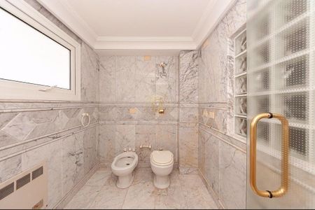 45_photo/94dce153e7.0f81dd1a9a4f6ffb-ATLAS-70d88fe8-827a-49e9-b1aa-244dc39b50ad.jpg de casa para alugar com 4 quartos, 1067m² em Vista Alegre, Curitiba