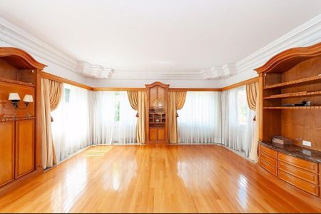 12_photo/94dce153e7.0f81dd1a9a4f6ffb-ATLAS-a26a8d96-876f-4713-8fa9-e47f1b1e9107.jpg de casa para alugar com 4 quartos, 1067m² em Vista Alegre, Curitiba