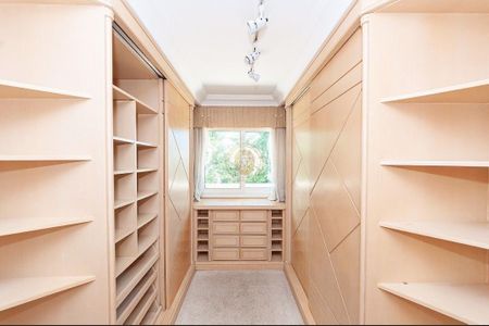 23_photo/94dce153e7.0f81dd1a9a4f6ffb-ATLAS-b2e12552-6b2a-432d-8334-5df8c2a34a0a.jpg de casa para alugar com 4 quartos, 1067m² em Vista Alegre, Curitiba