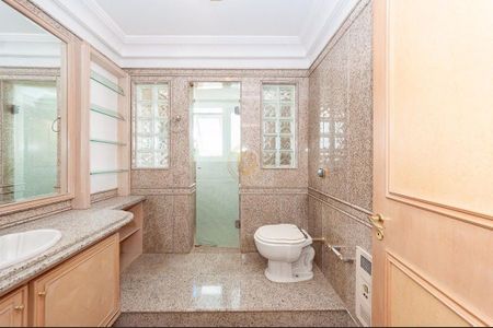 42_photo/94dce153e7.0f81dd1a9a4f6ffb-ATLAS-c5701a9e-8b71-42a0-877a-6c0c86d054f7.jpg de casa para alugar com 4 quartos, 1067m² em Vista Alegre, Curitiba