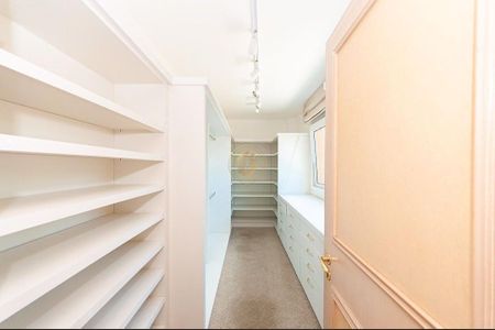 25_photo/94dce153e7.0f81dd1a9a4f6ffb-ATLAS-c8e49c59-9f7c-4deb-9686-89c66b3da820.jpg de casa para alugar com 4 quartos, 1067m² em Vista Alegre, Curitiba