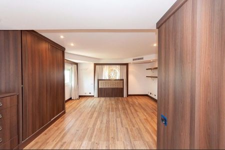 26_photo/94dce153e7.0f81dd1a9a4f6ffb-ATLAS-dc59d880-a576-47fe-83fd-a08c8254b139.jpg de casa para alugar com 4 quartos, 1067m² em Vista Alegre, Curitiba