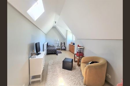 4_photo/94dce1544f.90bd9ce7e18c11b8-ATLAS-0c87d6be-fa8d-4ccb-b5f7-9c0bc6d3308d.jpg de casa à venda com 3 quartos, 185m² em Vista Alegre, Curitiba