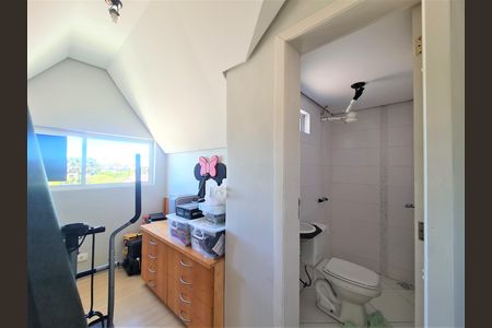 2_photo/94dce1544f.90bd9ce7e18c11b8-ATLAS-24a8cef2-be75-49d5-9cee-066432dde21a.jpg de casa à venda com 3 quartos, 185m² em Vista Alegre, Curitiba