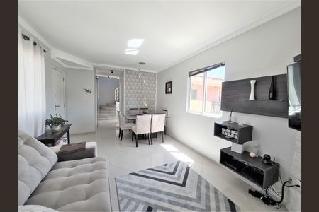 4_photo/94dce1544f.90bd9ce7e18c11b8-ATLAS-6efc8f75-e4da-49d6-a4e1-32d5495677e4.jpg de casa à venda com 3 quartos, 185m² em Vista Alegre, Curitiba