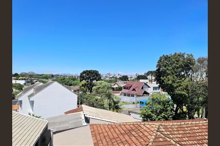 3_photo/94dce1544f.90bd9ce7e18c11b8-ATLAS-b2a8beff-9ad3-4c80-b1dc-879e9715403e.jpg de casa à venda com 3 quartos, 185m² em Vista Alegre, Curitiba