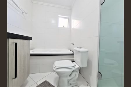 8_photo/94dce1544f.90bd9ce7e18c11b8-ATLAS-cbab3ce6-6705-4cef-9f8a-9c128fd0d0b2.jpg de casa à venda com 3 quartos, 185m² em Vista Alegre, Curitiba