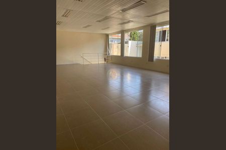 6_photo/94dce154af.ceff8192393c33de-ATLAS-890d86ef-e317-492d-9a98-5cd1ea0a7f2d.jpg de casa à venda com 4 quartos, 406m² em Vista Alegre, Curitiba