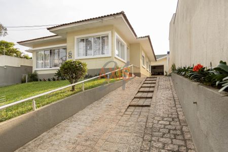 11_photo/94dce154bb.3b8db0d2a53e1086-ATLAS-248612d2-7d0f-43bf-b0e9-04ebf2b1b7f2.jpg de casa à venda com 3 quartos, 228m² em Mercês, Curitiba