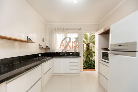 2_photo/94dce154bb.3b8db0d2a53e1086-ATLAS-2f51b9e2-7af4-41db-9ef2-602433136fd0.jpg de casa à venda com 3 quartos, 228m² em Mercês, Curitiba