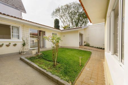 19_photo/94dce154bb.3b8db0d2a53e1086-ATLAS-9c6cf3f5-626e-4d2e-84dd-d2a6c080c009.jpg de casa à venda com 3 quartos, 228m² em Mercês, Curitiba