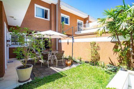 13_photo/94dce154d3.53be1138256b8b23-ATLAS-1ccf8640-44d9-49bd-bbcf-9fc79cf08bda.jpg de casa à venda com 3 quartos, 198m² em Mercês, Curitiba