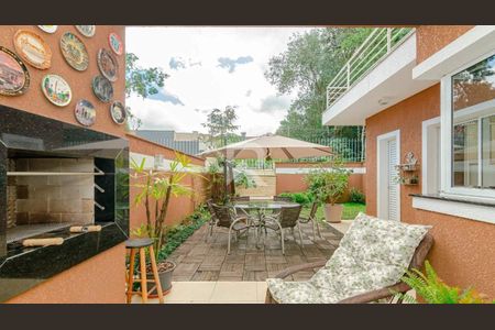 2_photo/94dce154d3.d0082307d5ebb9e3-ATLAS-3f37f38d-d456-4779-a695-e25c7505917f.jpg de casa à venda com 3 quartos, 165m² em Mercês, Curitiba