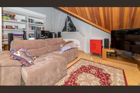 9_photo/94dce1550b.93663d0f54b81880-ATLAS-a2bc7c7f-6f77-467e-9aa8-5ce827a20002.jpg de casa à venda com 3 quartos, 160m² em Centro Cívico, Curitiba