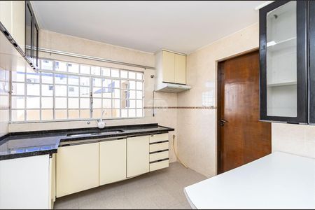 12_photo/94dce15513.4c6540140f3be6b3-ATLAS-2ccd7d00-fd41-42e0-b96f-d0a8f9f52fe5.jpg de casa à venda com 3 quartos, 292m² em Mercês, Curitiba