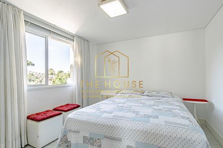 34_photo/94dce1552b.ac3c07802b20cd30-ATLAS-0d5d27ed-9db5-497a-9c2f-cc2a235e495c.jpg de casa à venda com 3 quartos, 228m² em Bom Retiro, Curitiba