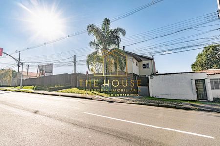 48_photo/94dce1552b.ac3c07802b20cd30-ATLAS-11ed813f-fb8e-4a7e-83b6-4c9f79ccbec5.jpg de casa à venda com 3 quartos, 228m² em Bom Retiro, Curitiba