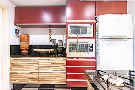 8_photo/94dce1552b.ac3c07802b20cd30-ATLAS-91ff5049-9dc0-4e9d-bc66-a24efe4a95f9.jpg de casa à venda com 3 quartos, 228m² em Bom Retiro, Curitiba