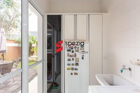 22_photo/94dce1554b.d71f3cba1ed71166-ATLAS-a1eb85d9-983a-4760-9bcf-e8b624cd0c5c.jpg de casa à venda com 3 quartos, 198m² em Bom Retiro, Curitiba