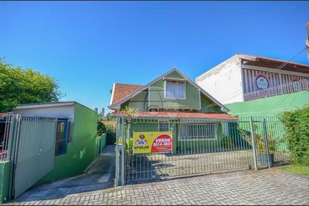 7_photo/94dce1555d.51ed99d268ed7a8b-ATLAS-6ee052ce-880c-44a7-ad3a-9ecec72cfc31.jpg de casa à venda com 4 quartos, 180m² em Centro Cívico, Curitiba
