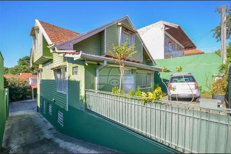 11_photo/94dce1555d.51ed99d268ed7a8b-ATLAS-82d7549c-be74-4eee-af94-109904fec40e.jpg de casa à venda com 4 quartos, 180m² em Centro Cívico, Curitiba