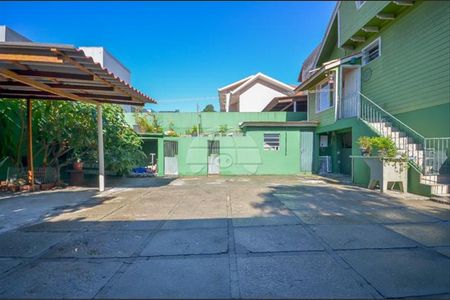 6_photo/94dce1555d.51ed99d268ed7a8b-ATLAS-d75188d8-3237-4ee2-a94d-c8fd08104cea.jpg de casa à venda com 4 quartos, 180m² em Centro Cívico, Curitiba