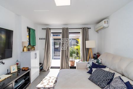 11_photo/94dce15595.3a5abbda3571eaa3-ATLAS-ac9ee107-11bc-4ebf-b2fe-15f1d8c1d047.jpg de casa à venda com 4 quartos, 115m² em São Francisco, Curitiba