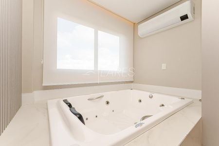 6_photo/94dce1559b.9adbb3a8c64252cf-ATLAS-452b187c-ece4-43ba-87d6-a4ef27fc260f.jpg de apartamento à venda com 3 quartos, 350m² em Mercês, Curitiba