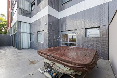 16_photo/94dce1559b.9adbb3a8c64252cf-ATLAS-dbc6939e-5d4b-4b2c-a9d7-bd3c20ae75a5.jpg de apartamento à venda com 3 quartos, 350m² em Mercês, Curitiba