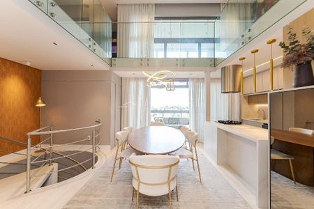 21_photo/94dce1559b.9adbb3a8c64252cf-ATLAS-fb832fac-d343-4a0e-816f-5a12fde56b6b.jpg de apartamento à venda com 3 quartos, 350m² em Mercês, Curitiba