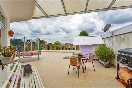 14_photo/94dce156c1.70d34e1d457a0501-ATLAS-3cdc5095-0f25-4ffd-84a4-ccf33ddda8a5.jpg de casa à venda com 3 quartos, 293m² em Vista Alegre, Curitiba