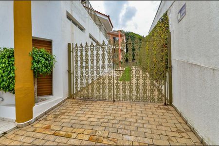 2_photo/94dce156c1.70d34e1d457a0501-ATLAS-a7cfa5fd-32fb-4d5d-a56b-7313ce235ec2.jpg de casa à venda com 3 quartos, 293m² em Vista Alegre, Curitiba