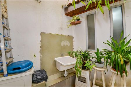 50_photo/94dce156c1.70d34e1d457a0501-ATLAS-cc7c7f41-84f1-49a1-aaf7-bff039c8b1f0.jpg de casa à venda com 3 quartos, 293m² em Vista Alegre, Curitiba
