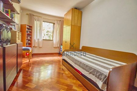 4_photo/94dce1579d.81c488c884db3593-ATLAS-b4144193-4695-4e8f-ae2e-b8d5cfea3385.jpg de casa à venda com 4 quartos, 250m² em Vista Alegre, Curitiba