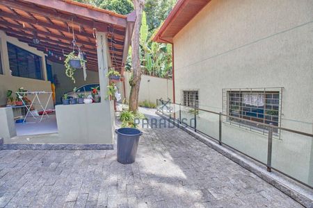 3_photo/94dce1579d.81c488c884db3593-ATLAS-d2c05e4a-a7aa-4bef-9144-a0e4cb23bcba.jpg de casa à venda com 4 quartos, 250m² em Vista Alegre, Curitiba