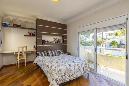 46_photo/94dce15813.a435f80499c70eae-ATLAS-d03c41ea-e73b-4004-a75b-88a20c35b5cd.jpg de casa à venda com 4 quartos, 434m² em Mercês, Curitiba