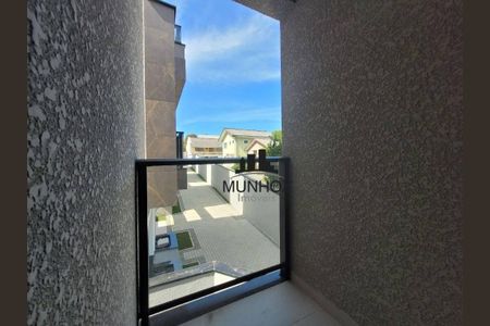 48_photo/94dce15847.bb50c8b7bc154c0c-ATLAS-be8a42e9-f3cb-4fbc-bd3e-d81500046acf.jpg de casa à venda com 3 quartos, 157m² em Mercês, Curitiba