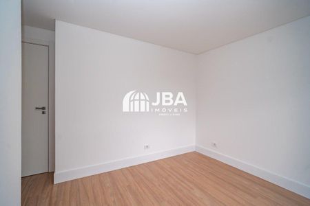 12_photo/94dce15847.f9fd596f8c1c84e9-ATLAS-6bcff7c0-a4a7-4d0f-aa55-5820687d7f94.jpg de casa à venda com 0 quarto, 157m² em Mercês, Curitiba