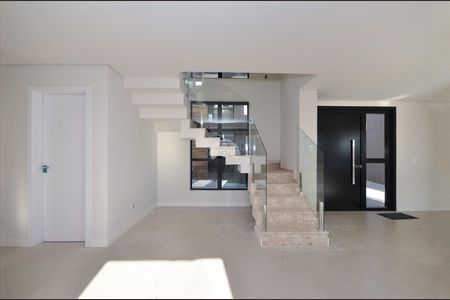 23_photo/94dce158b7.01122fc2a7fcdee4-ATLAS-ece2762d-b838-48d0-9957-85ab9fbf9a63.jpg de casa à venda com 3 quartos, 178m² em Mercês, Curitiba