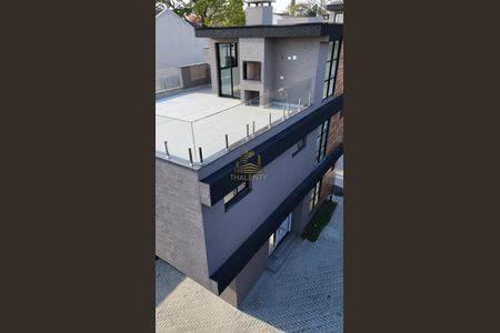 18_photo/94dce158b7.aa4f0d058da7d551-ATLAS-50867a07-2e68-4e9b-a2aa-7db7af367d32.jpg de casa à venda com 3 quartos, 234m² em Mercês, Curitiba