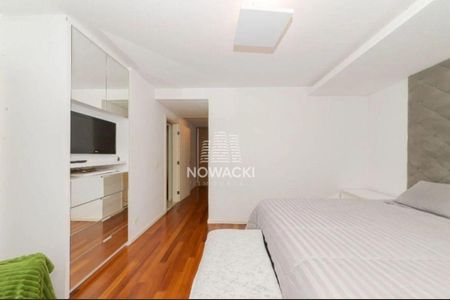 8_photo/94dce159f9.6c5c93e045adfc60-ATLAS-4c1c02b5-4932-464f-a2ce-3417b29a711d.jpg de casa à venda com 3 quartos, 169m² em Vista Alegre, Curitiba