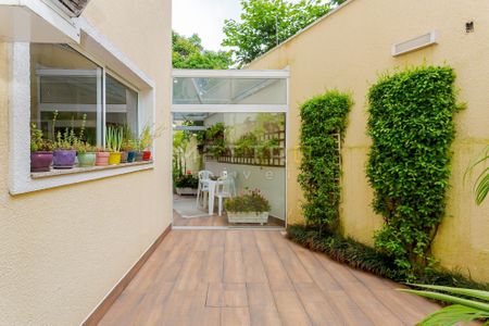 19_photo/94dce159f9.91b9b517b7ad47ef-ATLAS-03f7f4fb-915a-4e48-9006-e7b0bfa93e0a.jpg de casa à venda com 3 quartos, 205m² em Vista Alegre, Curitiba