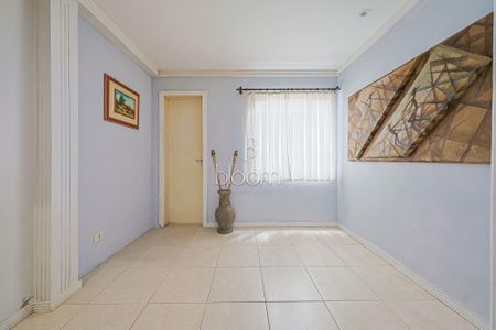 27_photo/94dce15a01.adbb37f92a381176-ATLAS-85c37919-e5d1-4091-ac75-b77968f5f1e7.jpg de casa à venda com 4 quartos, 209m² em Vista Alegre, Curitiba