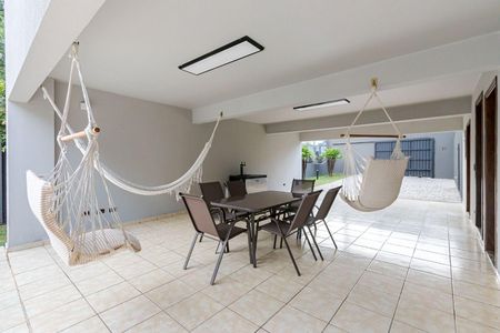 4_photo/94dce15a17.3c20d05746a6d1b7-ATLAS-61128b12-fd75-4f06-8c4d-dc63f4a0fab5.jpg de casa à venda com 6 quartos, 352m² em Vista Alegre, Curitiba