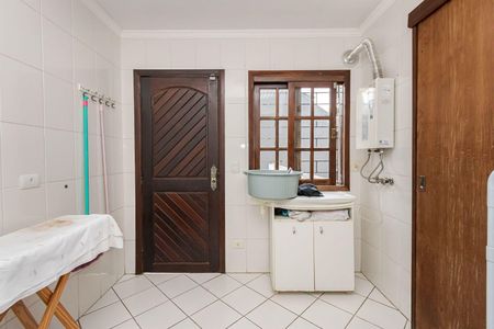 16_photo/94dce15a17.3c20d05746a6d1b7-ATLAS-d089b4fc-bf3c-4d86-a411-9bd9c83c9836.jpg de casa à venda com 6 quartos, 352m² em Vista Alegre, Curitiba