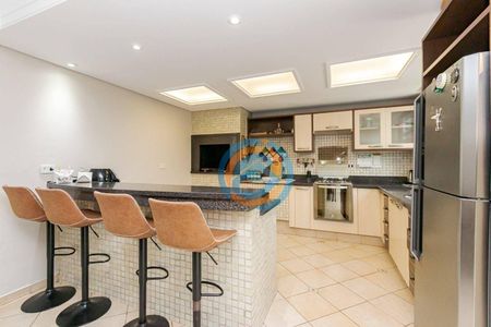 9_photo/94dce15a17.c21682f0b63dc962-ATLAS-53df0e4b-2cf1-44b5-957c-be1db46b79e8.jpg de casa à venda com 6 quartos, 352m² em Vista Alegre, Curitiba