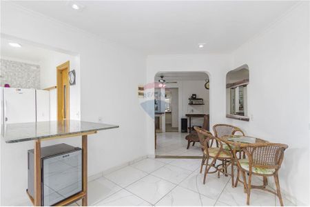 6_photo/94dce15adf.6618d879b31b9a75-ATLAS-bd137f3f-6c49-4955-bfb7-e1a6a94e88b4.jpg de casa à venda com 4 quartos, 188m² em Vista Alegre, Curitiba