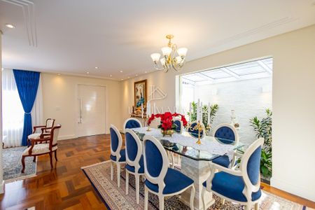 11_photo/94dce15b31.526b8d0f117d2dc5-ATLAS-38672e8e-7c5e-46fd-8b11-b0fbf8ade5fe.jpg de casa à venda com 3 quartos, 240m² em Vista Alegre, Curitiba